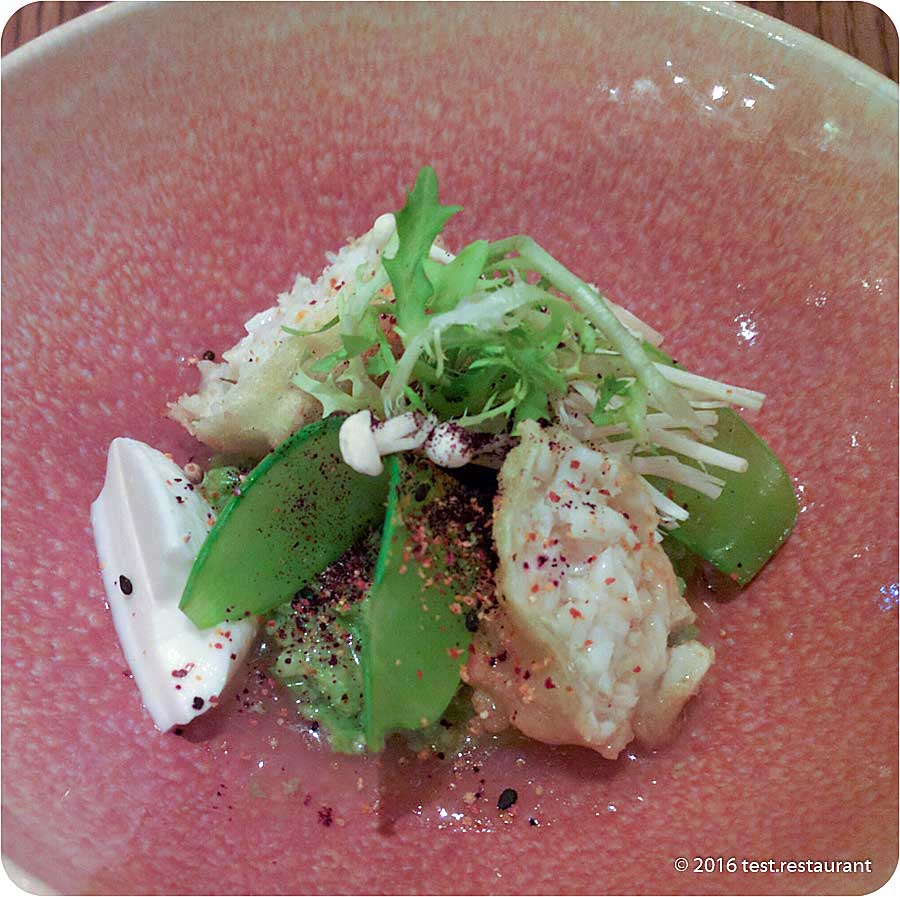 `Краб с зелёным горошком Даши и йогуртом` в `Крылышко или ножка` - фото блюда