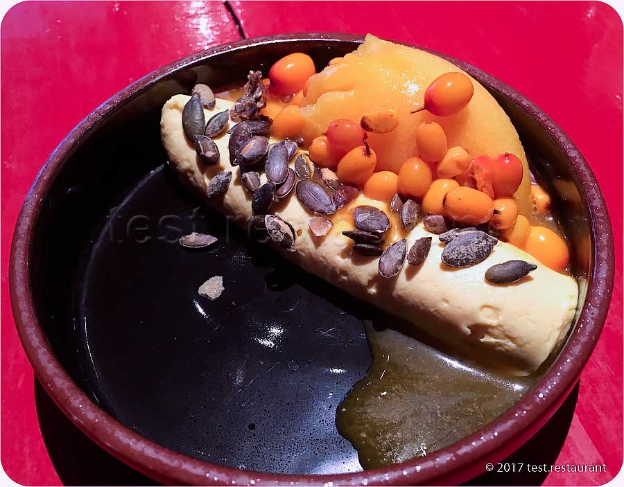 `Чизкейк из тыквы с облепихой` в `Северяне` - фото блюда