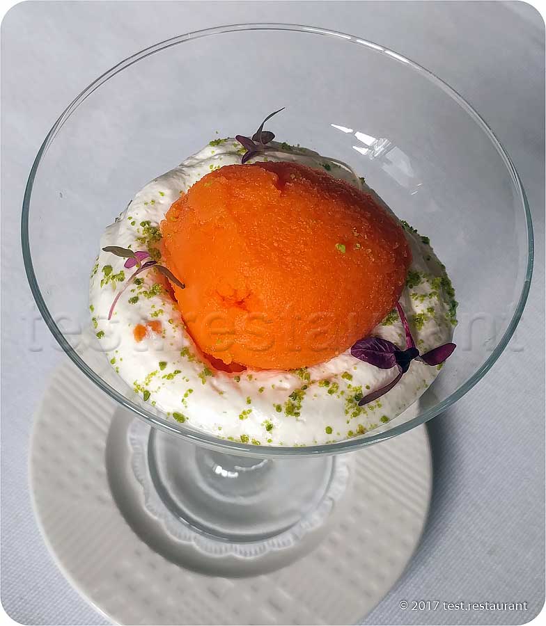 `Морковный сорбет` в `OliOli` - фото блюда