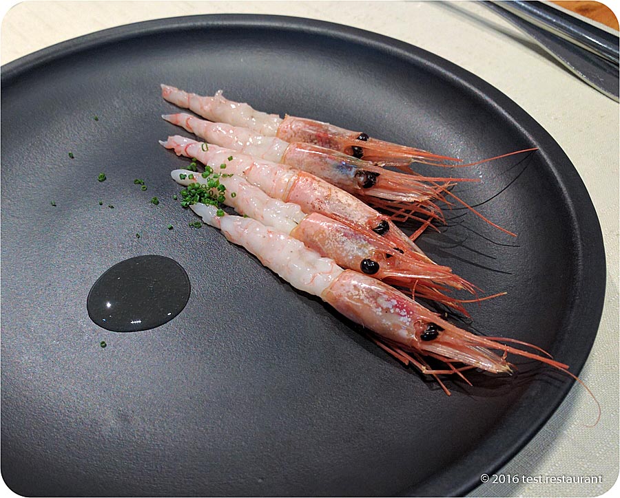 `Сахалинская креветка с соком юзу` в `Selfie` - фото блюда
