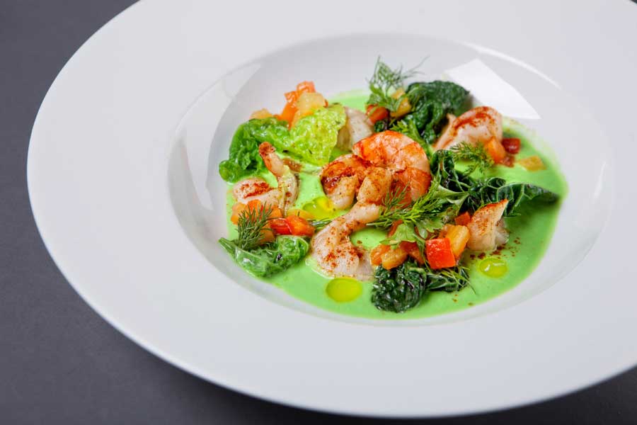 `Креветки с соусом из савойской капусты` в ресторан `ЦДЛ` - официальное фото