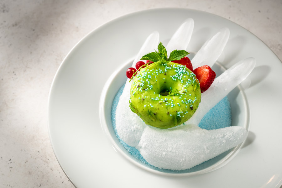 `Десерт «Рука Нептуна»` в ресторан `Турандот` - официальное фото
