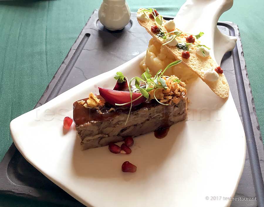 `Баранья лопатка, томлённая в сливовом соусе, с картофельнымъ ризотто` в `Кафе Пушкинъ` - фото блюда