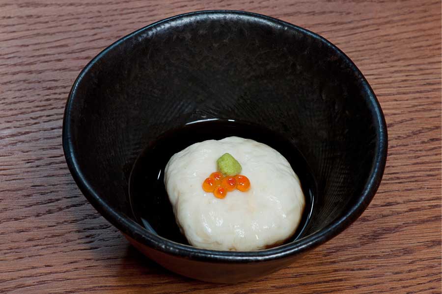 `Гома тофу` в ресторан `Макото` - официальное фото