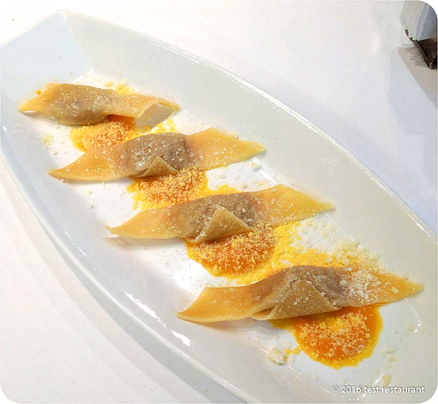 `Казончелли алла брешана с панчеттой, салями и пармой` в `Итальянец` - фото блюда