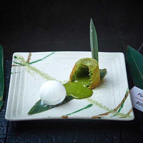 `Флан из зеленого чая` в ресторан `Fumisawa Sushi` - официальное фото