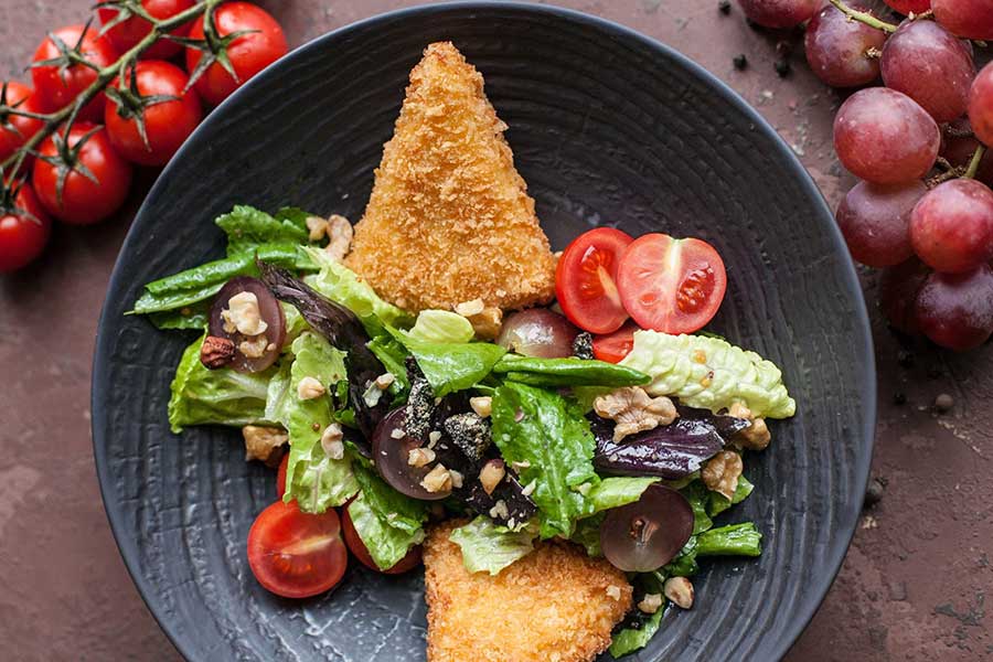 `Салат с сыром` в ресторане `74` - официальное фото