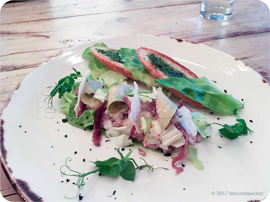 `Русский салат с гусем` в ресторане `84` - фото посетителя 1