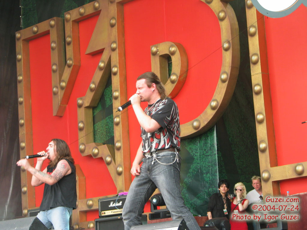 Группа Король и Шут - Рок-фестиваль "Крылья 2004" (Москва, Лужники) 2004-07-24 15:41:00