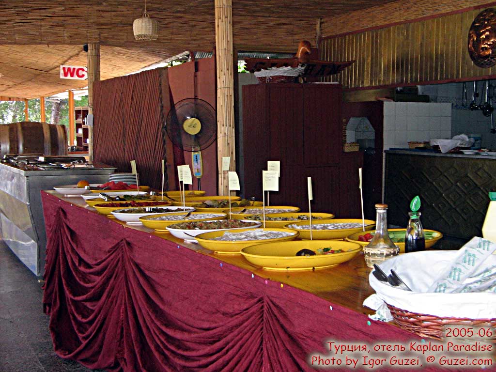 В кафе Калпан Турция Turkey - Отель Каплан Парадайз (Turkey - Antalya - Kemer - Tekirova) 2005-06-14 14:11:00