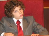 Самый юный член жюри, 12-летний  писатель Антон Немцов - фото