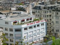 Вид с Монмартра на крыши Парижа. Очень красивые сады на верхних этажах - фото