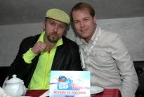 Рэпер Серега и продюсер радио «Юмор FM» Максим Забелин тоже пришли в Спортбар Авторадио - фото