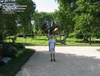 Алёша в парке Версаля - фото