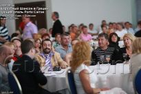Вилли Токарев общается со зрителями - фото
