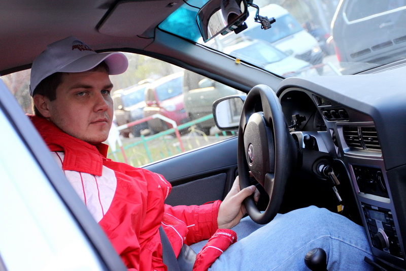 Елизар Суслов... - Проверка на дорогах от Авторадио (Москва, Авторадио) 2010-11-01 00:00:07