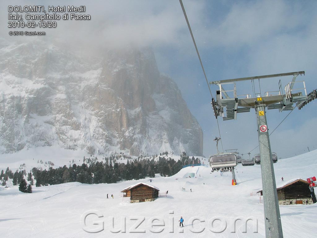 Val Gardena. Lift 51. - Горные лыжи в Италии 2010 (Италия, Кампителло ди Фасса) 2010-02-16 09:45:06
