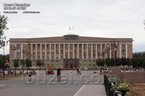 Здание областной администрации в Великом Новгороде - фото