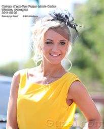 Ольга Бузова в жёлтом платье и шляпке (стиль бантик-вуаль?) - фото