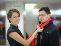 Вячеслав Шадронов получает пионерский галстук - фото