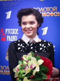 Аделина Сотникова, чемпионка Олимпийских игр - фото