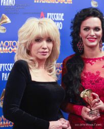 Ирина Аллегрова и певица Слава - фото