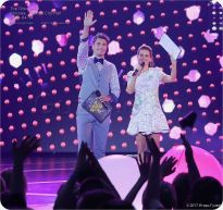Ведущие концерта Дмитрий Оленин и Елена Север-Киселёва - фото