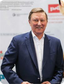 Сергей Иванов - тренер команды 