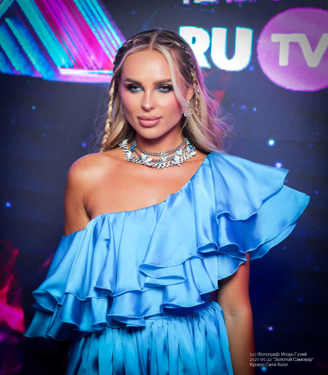 Ханна - Золотой Самовар 2021 - премия RU.TV (Москва, Крокус Сити Холл) 2021-05-22 19:16:53